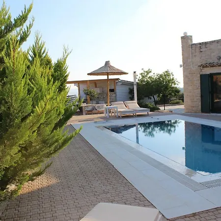 Carob Villa Moirai Экстерьер фото