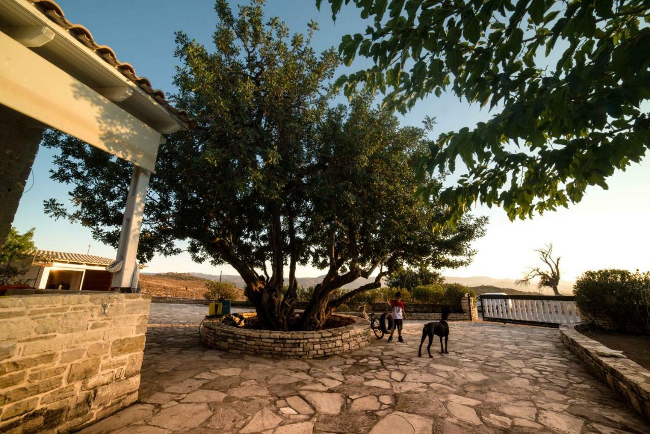 Villa Carob Moírai